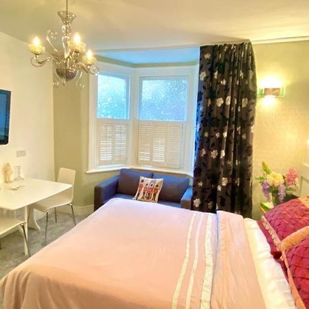 Modern And Cosy Studio Flat Londyn Zewnętrze zdjęcie