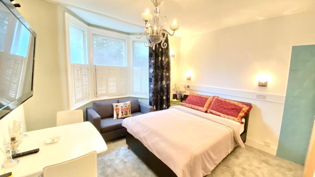 Modern And Cosy Studio Flat Londyn Zewnętrze zdjęcie