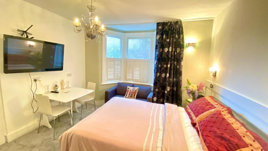 Modern And Cosy Studio Flat Londyn Zewnętrze zdjęcie